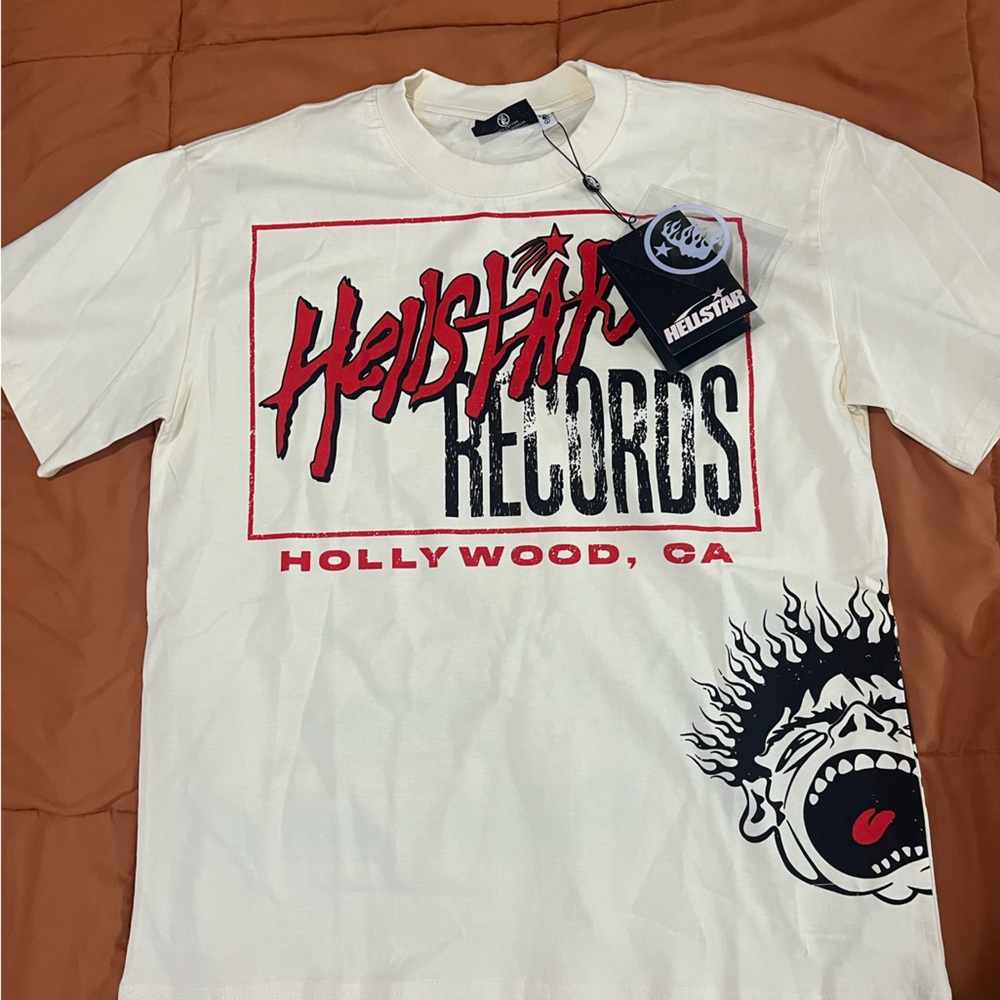 Hellstar Cream Graphic Tee for Men